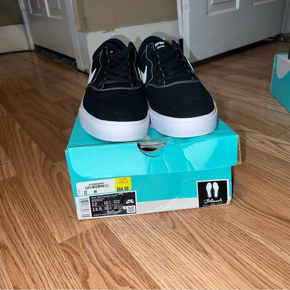(NWT) Nike Se Charge Cnvs